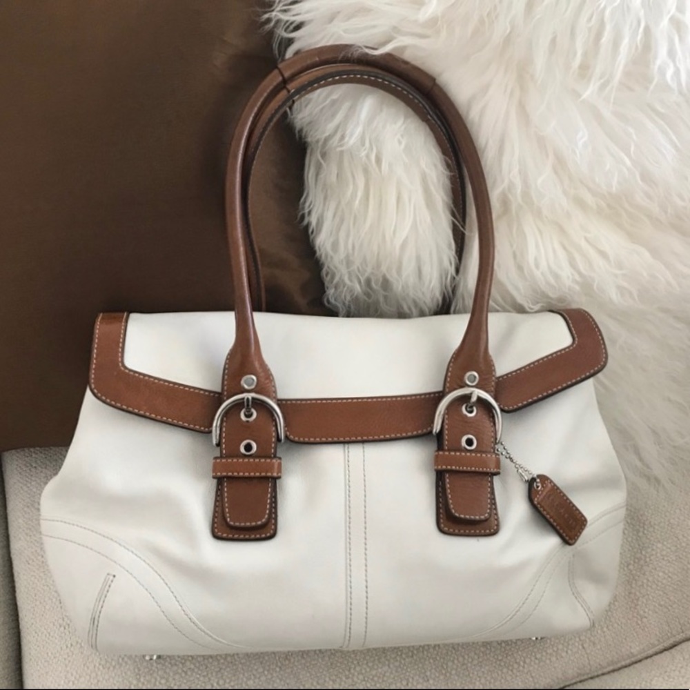 Authentic 🌸 COACH leather satchel